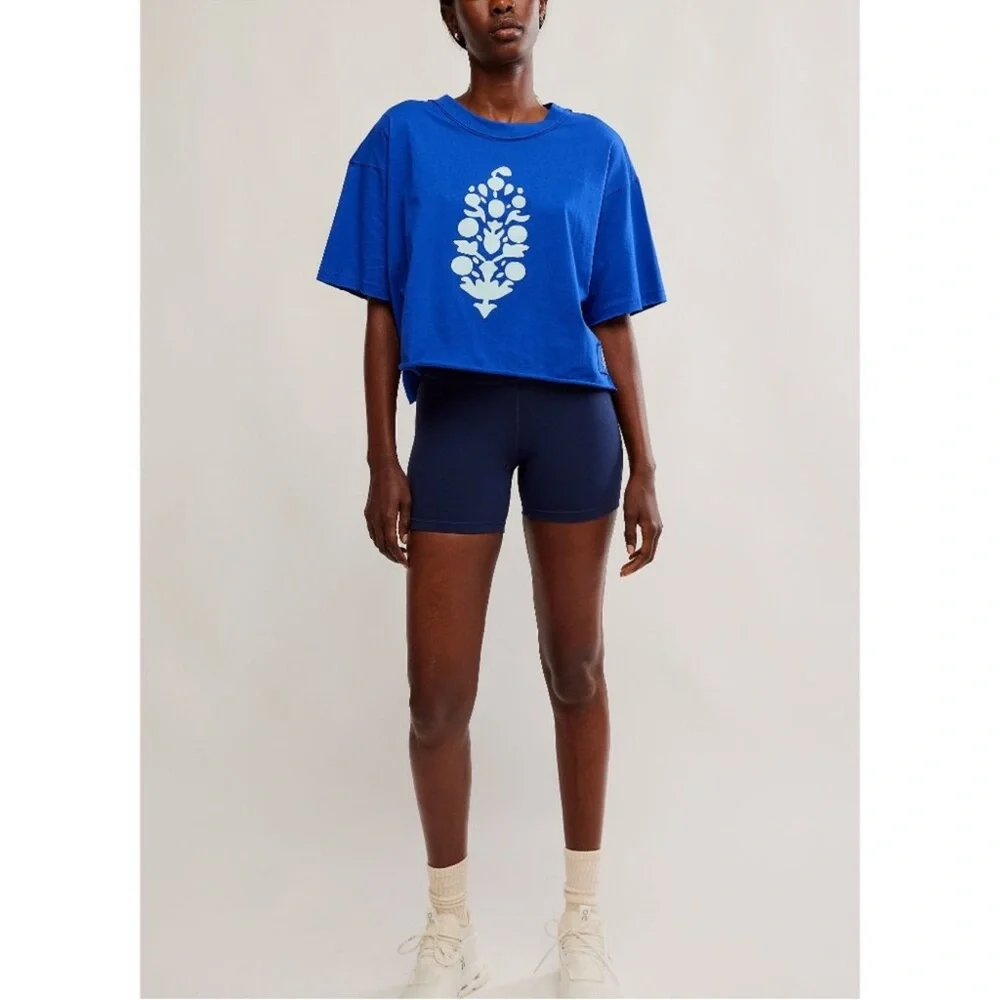 NWT Free People Movement Inspire Crop tee in electro shock combo blue size Large - Picture 7 of 10